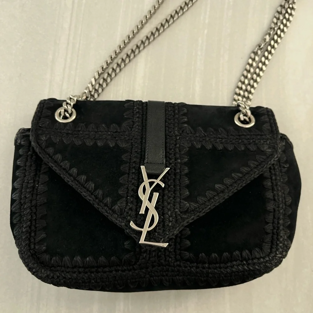 Yves Saint Laurent Black Quilted Shoulder Bag - Picture 7 of 11